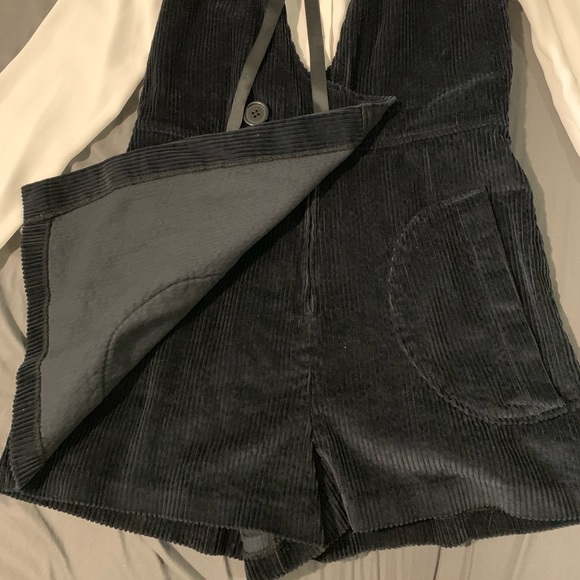 Black & White Romper - Picture 3 of 3